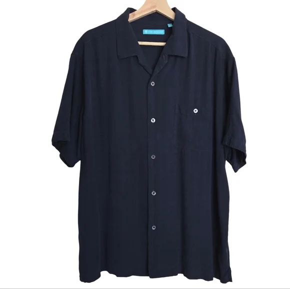 Tori Richard | Silk Lyocell Embroidered Beach Santa Design Button Up Shirt Rare - Picture 2 of 15